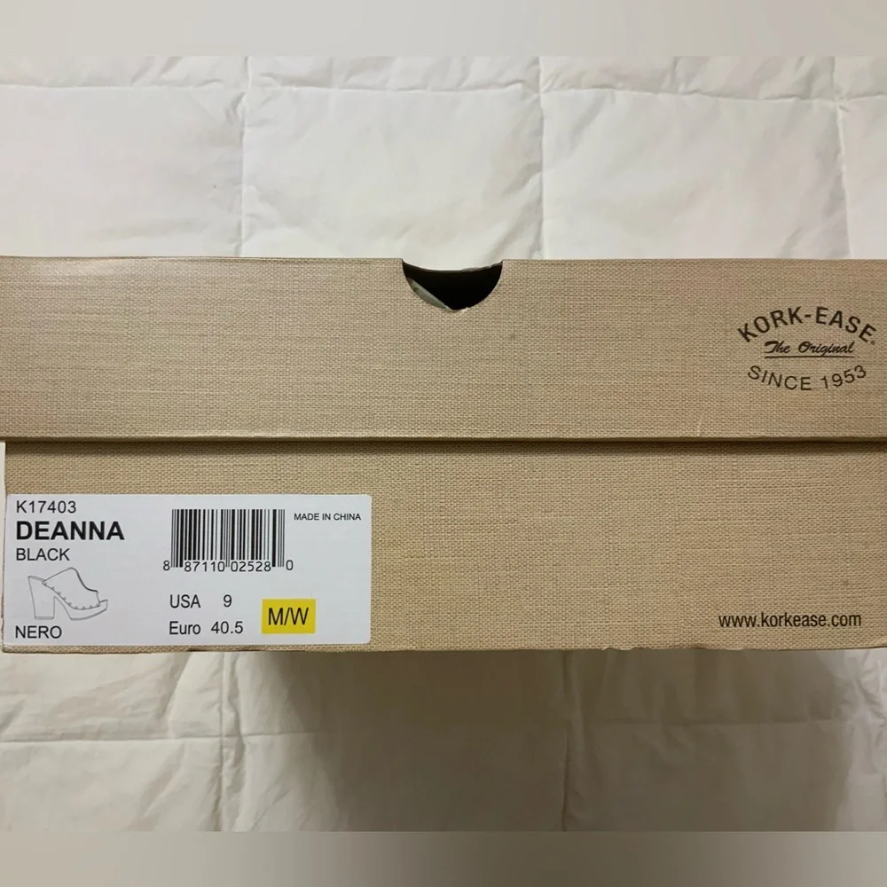 Kork-Ease Deanna platform clogs, size 9, black - Picture 4 of 4
